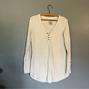 Chaser Cream Fitted Long Sleeve Blouse